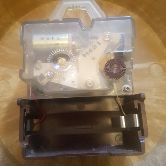 Vintage Mid-Century Starburst Wall Clock MCMLXIX by Syroco - Picture 8 of 16